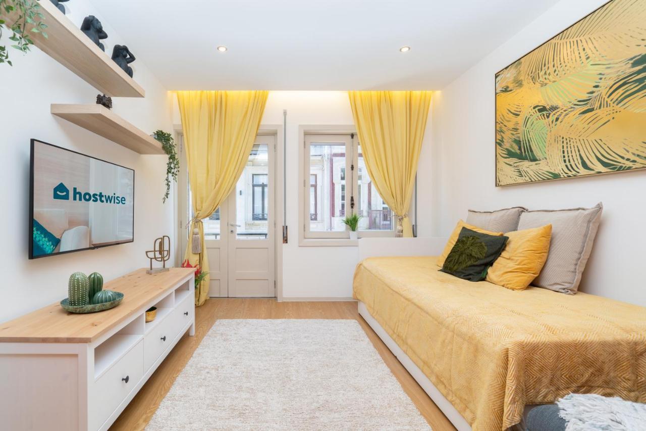 Host Wise - Colorful Bright Flat With Balcony Apartment Porto Bagian luar foto