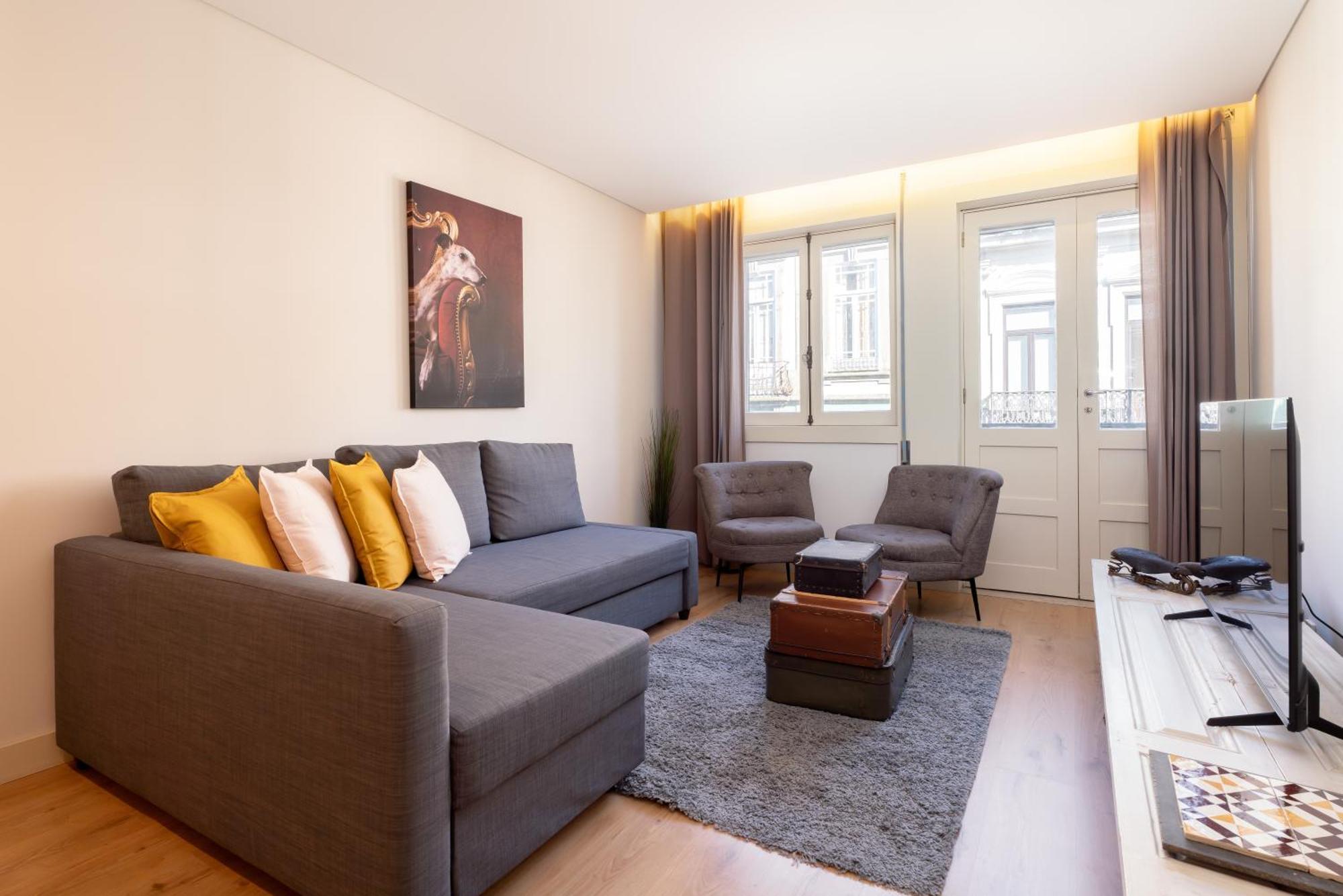 Host Wise - Colorful Bright Flat With Balcony Apartment Porto Bagian luar foto