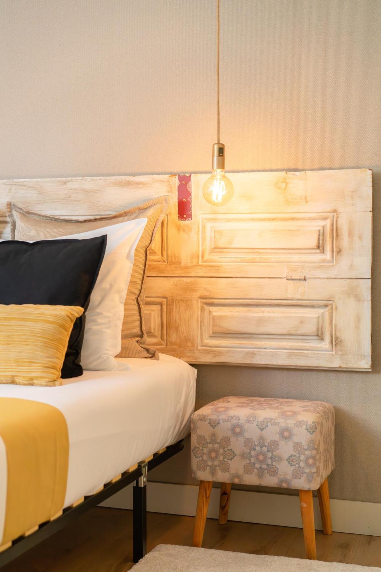 Host Wise - Colorful Bright Flat With Balcony Apartment Porto Ruang foto