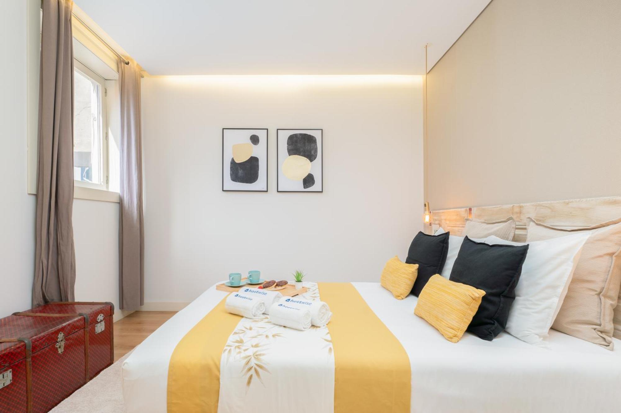 Host Wise - Colorful Bright Flat With Balcony Apartment Porto Ruang foto