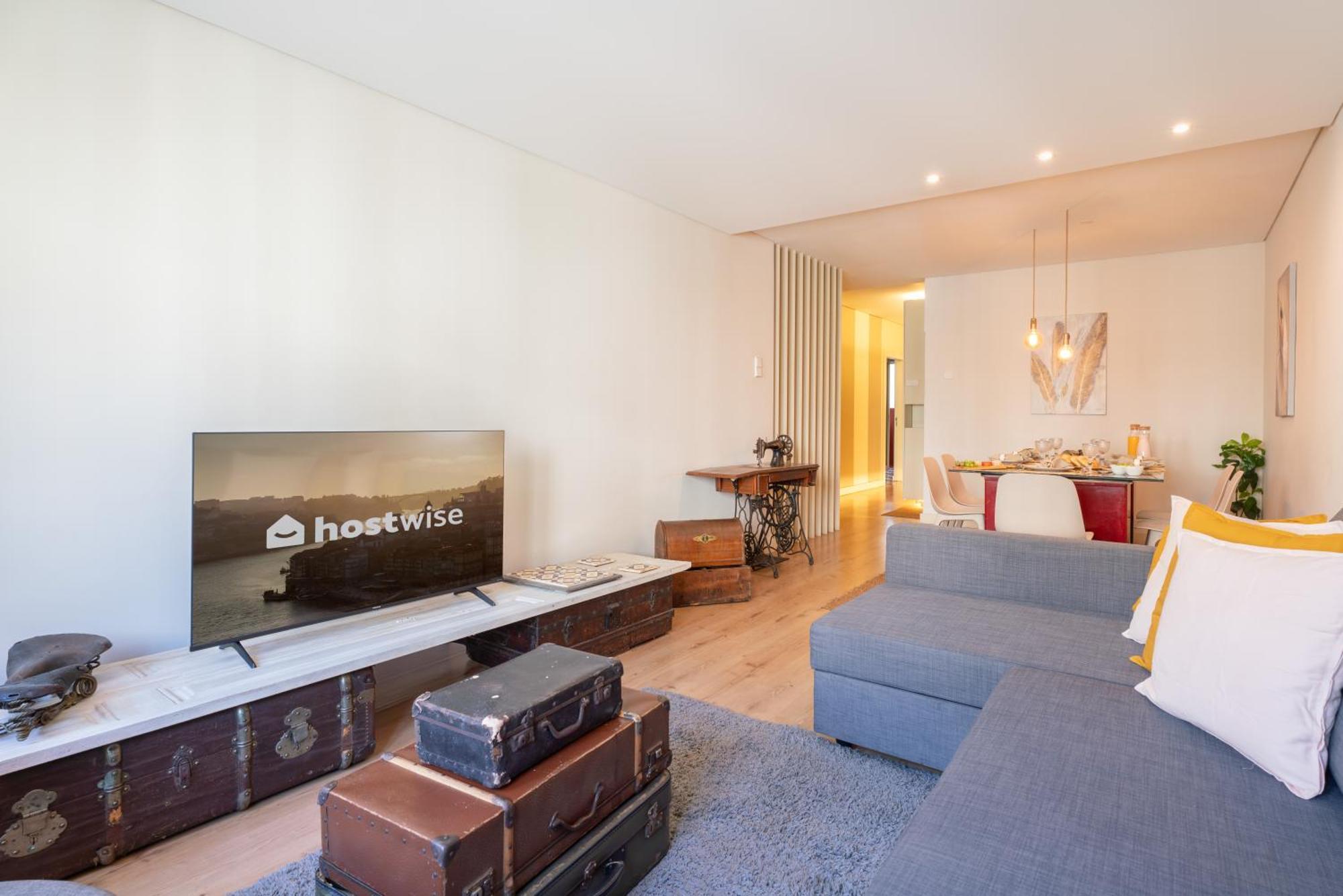 Host Wise - Colorful Bright Flat With Balcony Apartment Porto Ruang foto