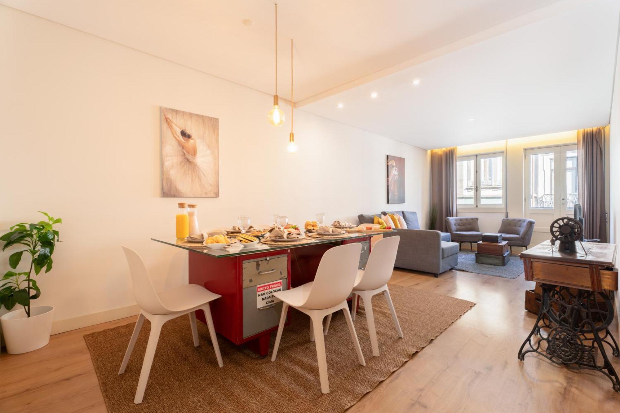 Host Wise - Colorful Bright Flat With Balcony Apartment Porto Ruang foto