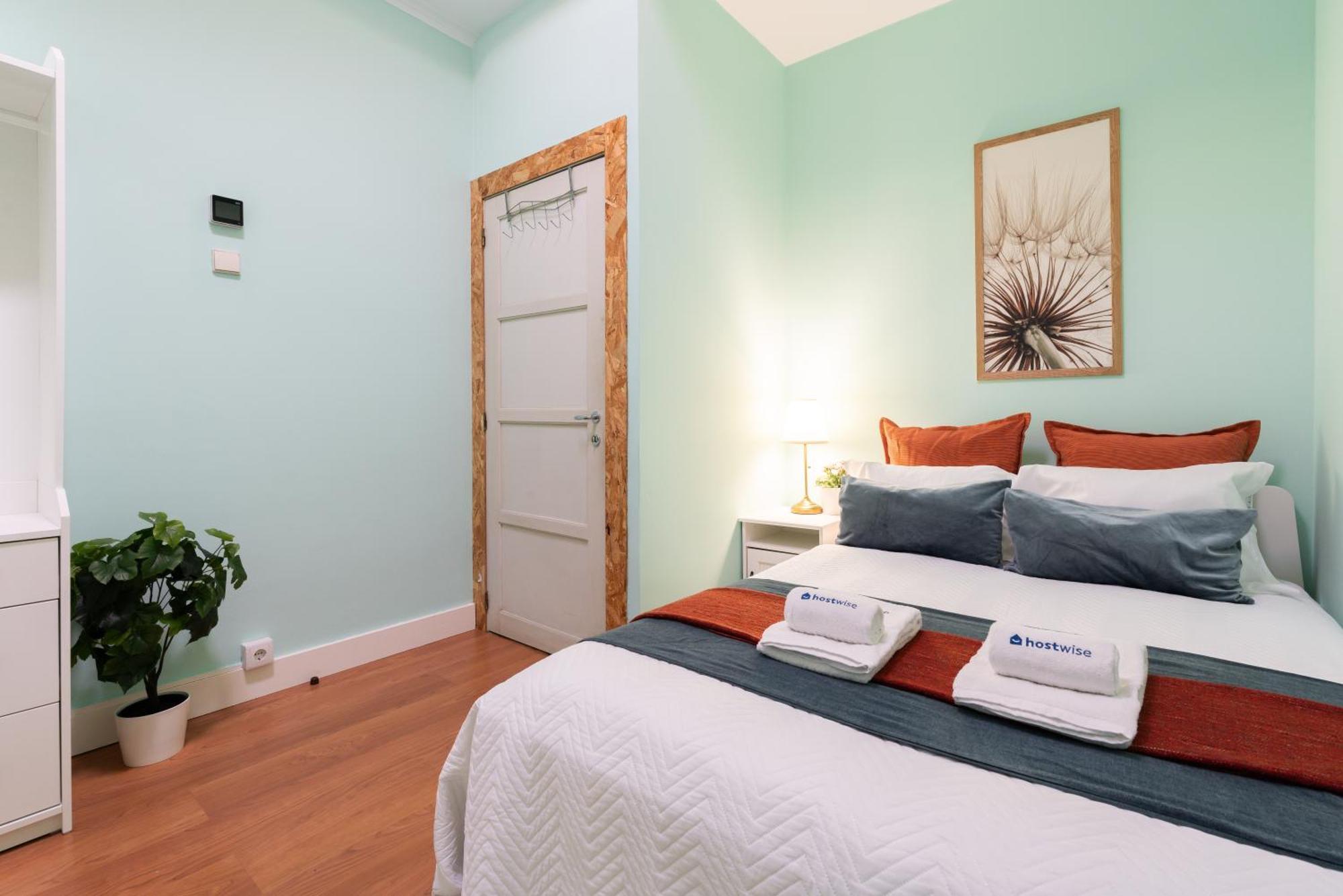 Host Wise - Colorful Bright Flat With Balcony Apartment Porto Ruang foto