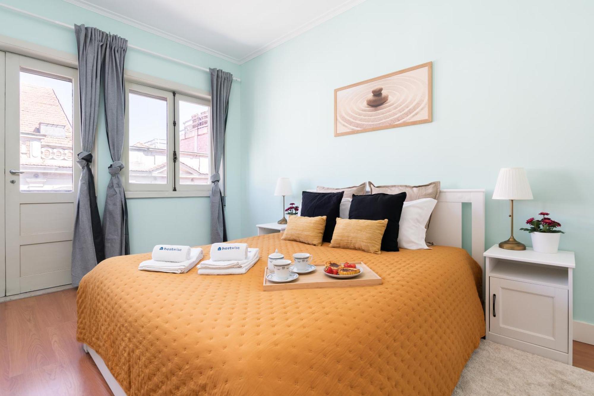 Host Wise - Colorful Bright Flat With Balcony Apartment Porto Bagian luar foto